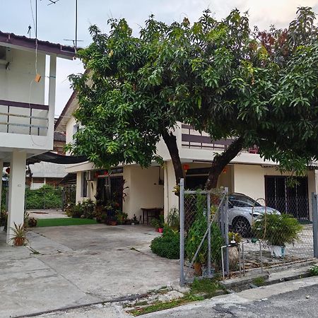Little Cozy Homestay Kota Bharu Exterior photo